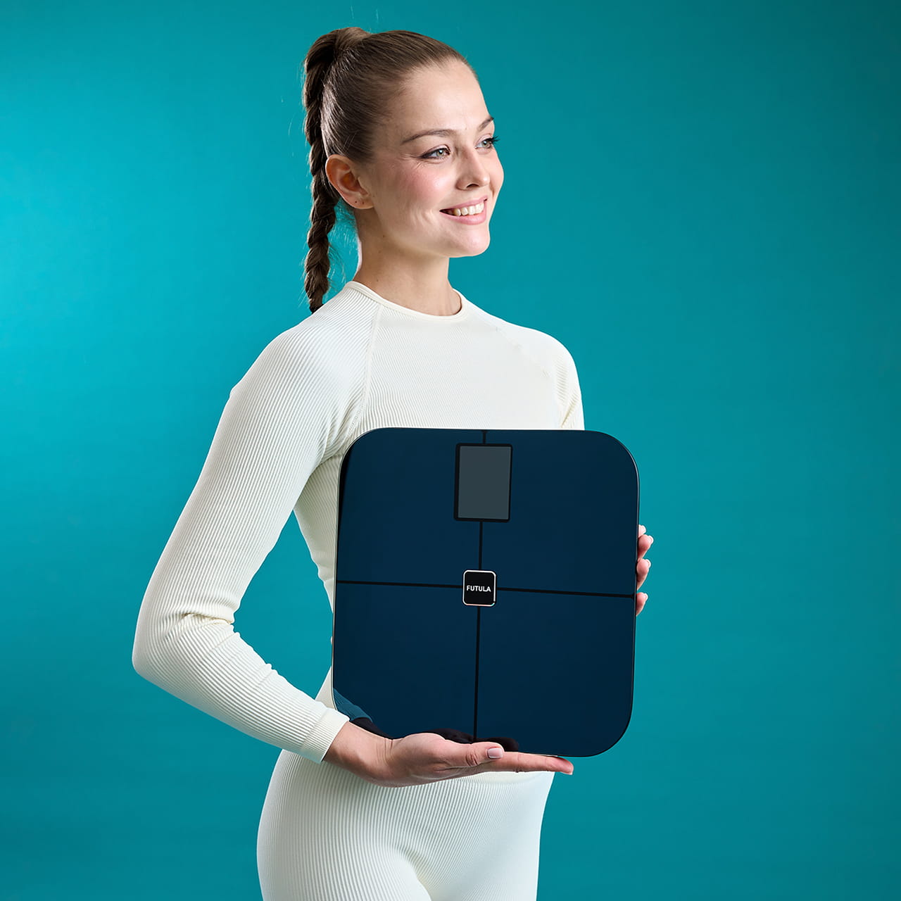Купить недорогие напольные весы Futula Scale 5 чёрного цвета у официального дилера в России со склада в Москве