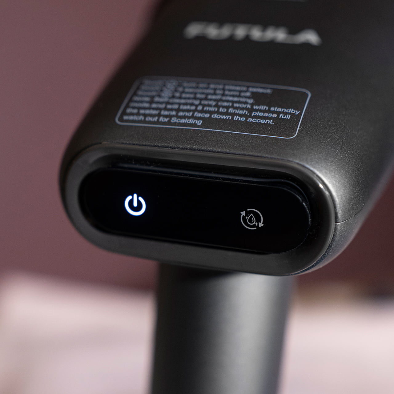Ручной отпариватель Futula ST2300 (чёрный)