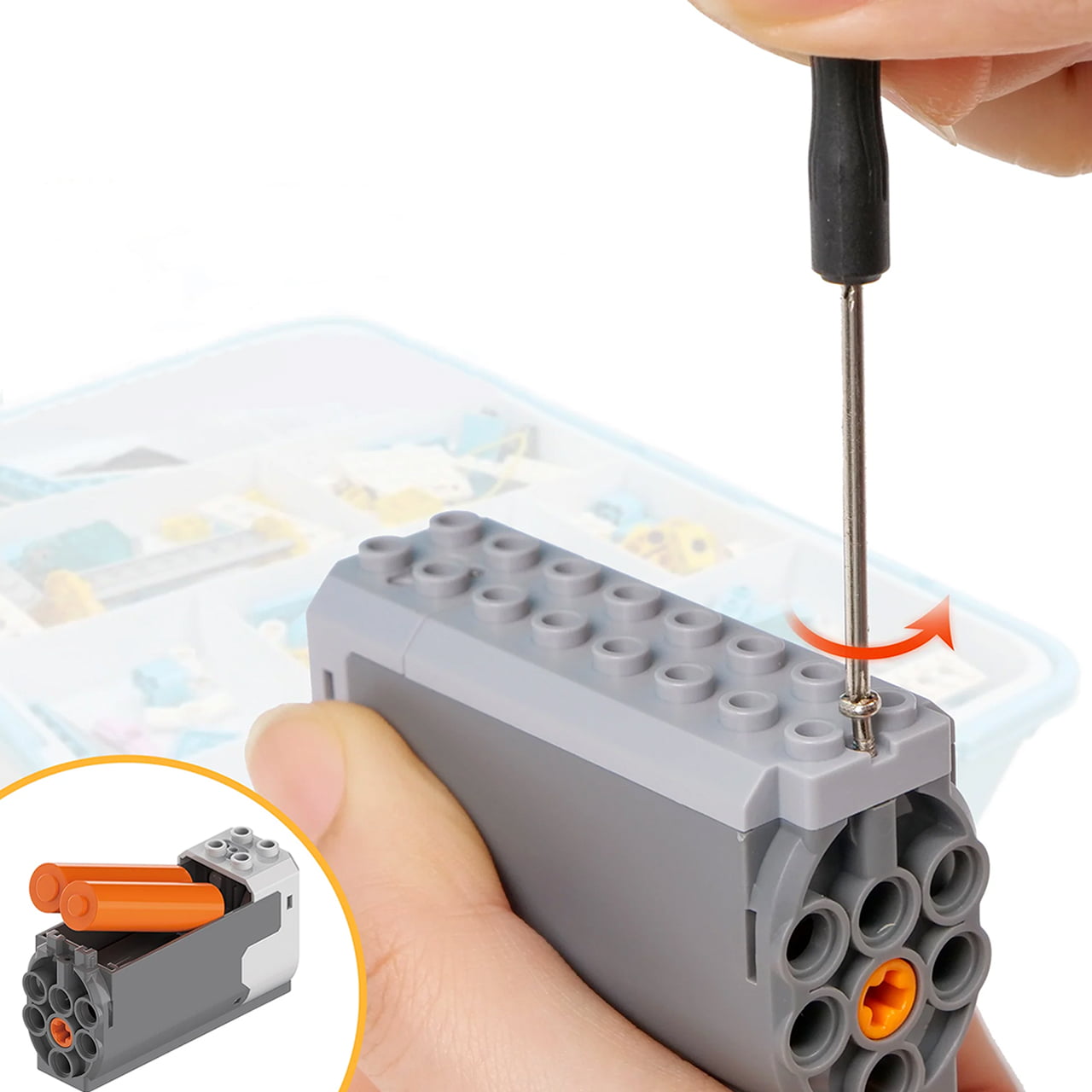 Особое внимание наши разработчики уделили конструкции основного блока с мотором, который требует использования отвёртки для замены батареек